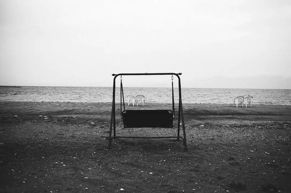 海辺の椅子